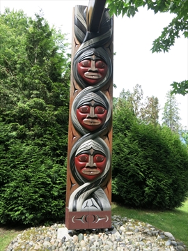 Susan Point Welcome Gateway in Stanley Park, Vancouver, BC, Canada