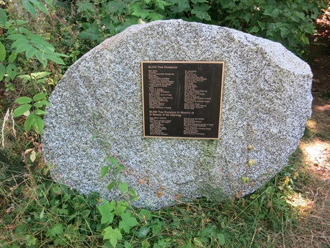 Tree donation donor plaque near Prospect Point trail