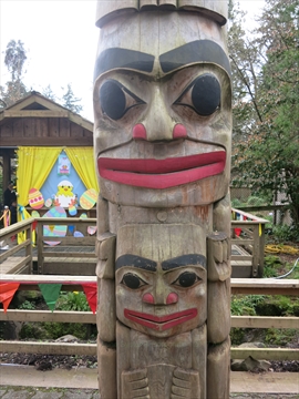 Children of the World totem pole in Stanley Park, Vancouver, BC, Canada