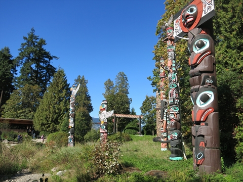 Wide profile angle of the primary Brockton Point totem lineup
