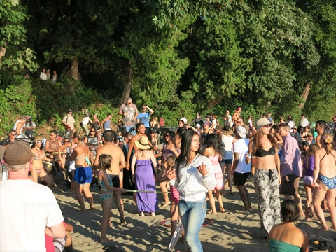 Approaching paths to Third Beach performance fields