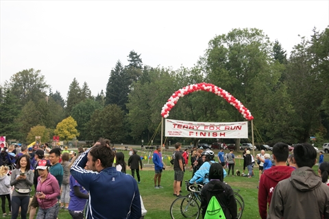 Supporters cheering on participants near Ceperley Field