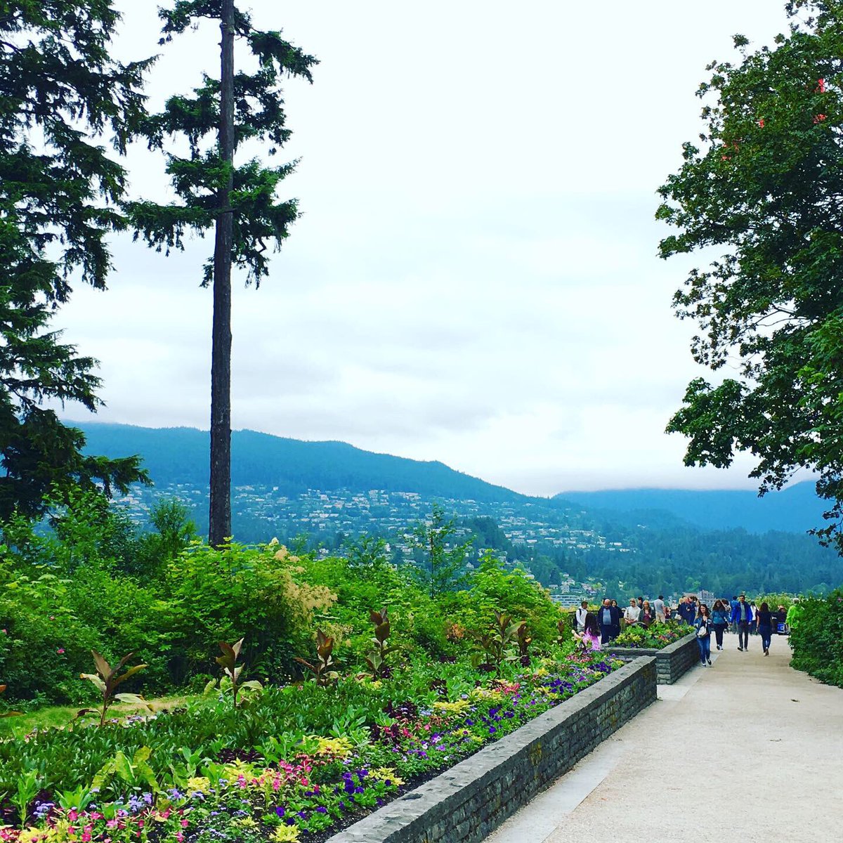 Prospect Point lookout views over the ocean