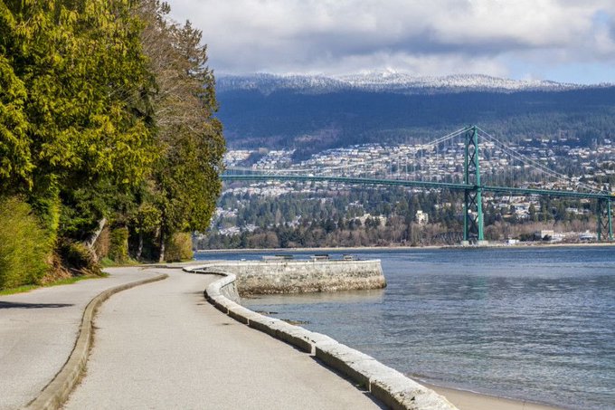 Walking in Stanley Park, Vancouver, BC, Canada